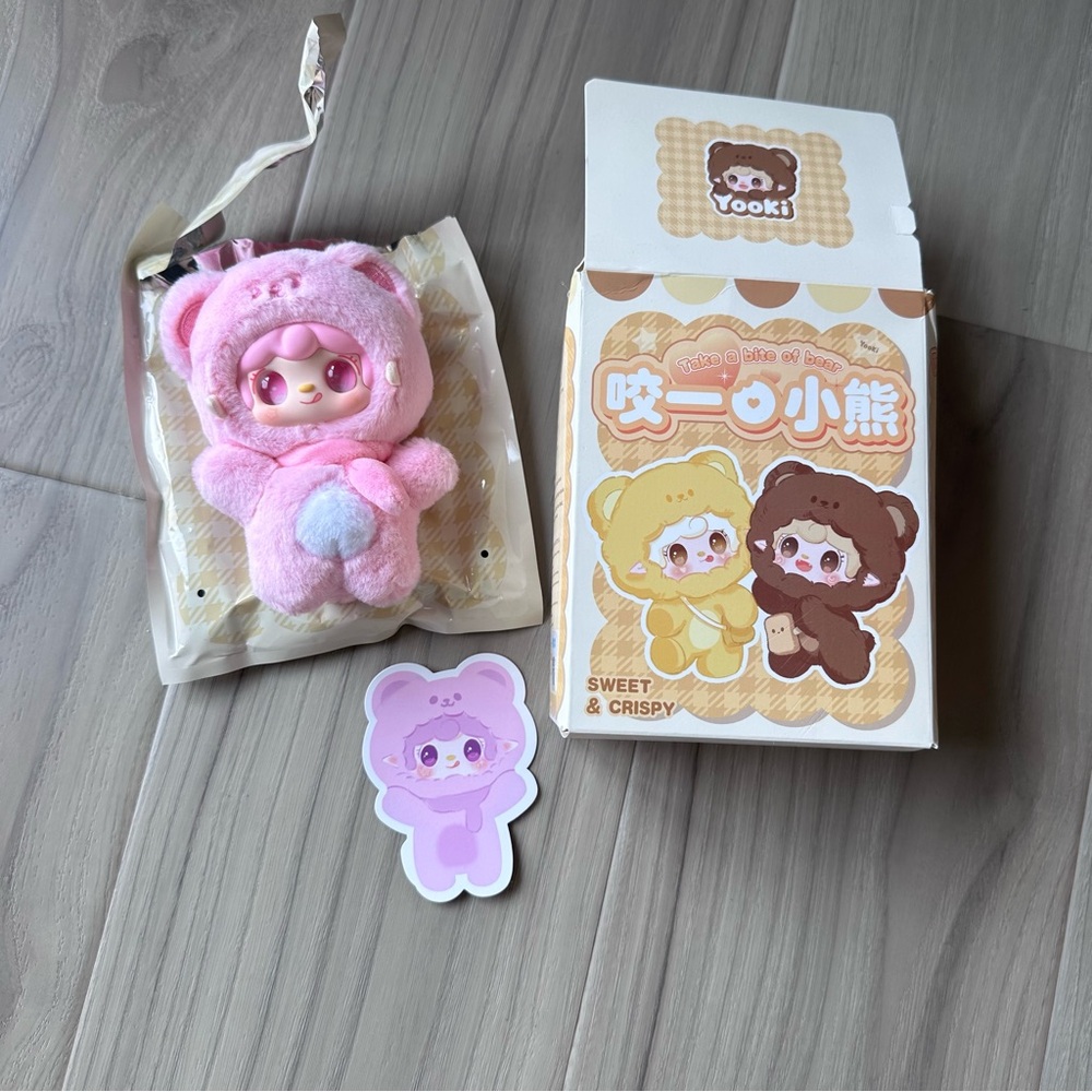 Yooki Take a Bite of the Bear Plush Charm STRAWBERRY BEAR
